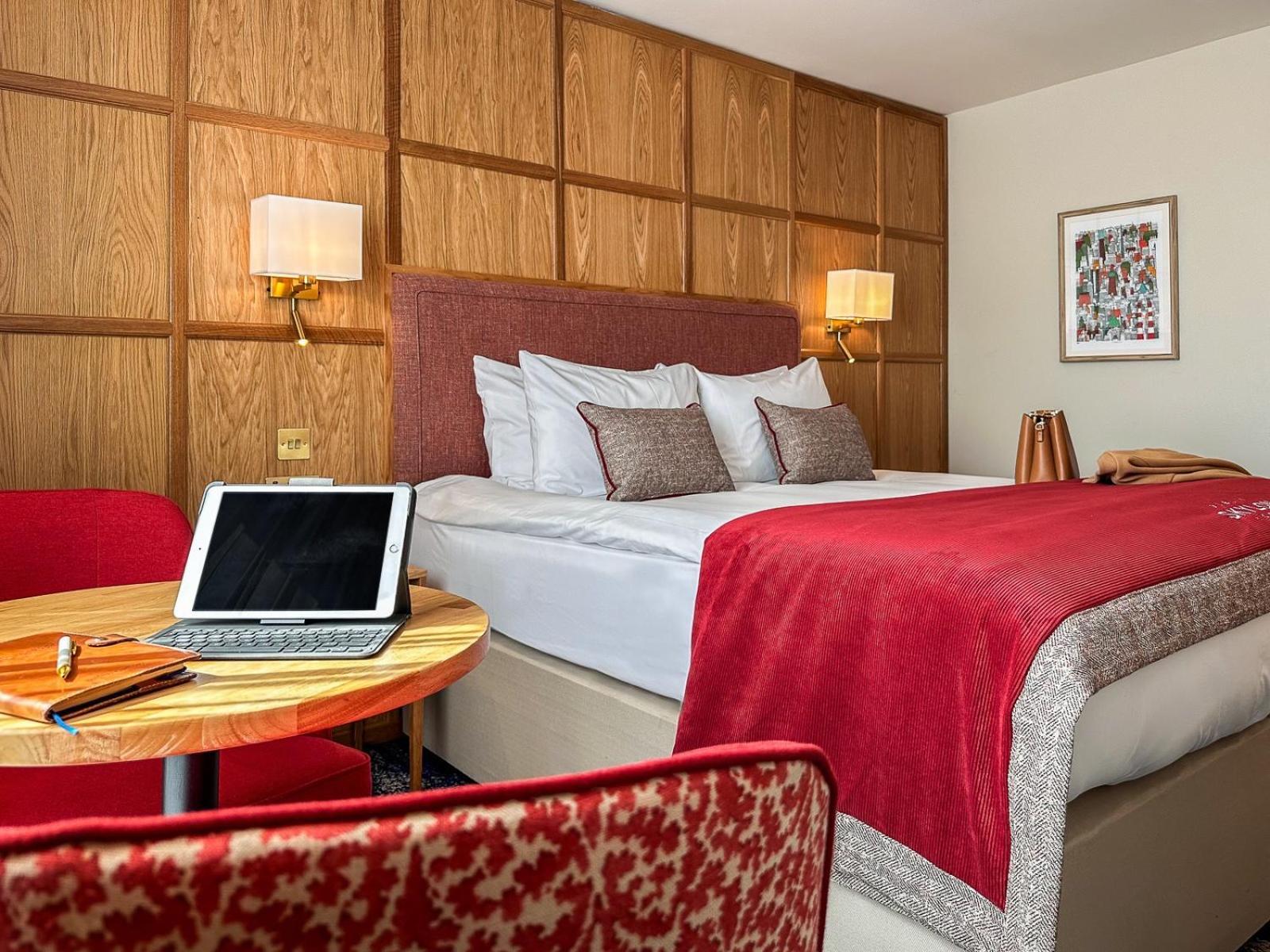 Skylon Hotel